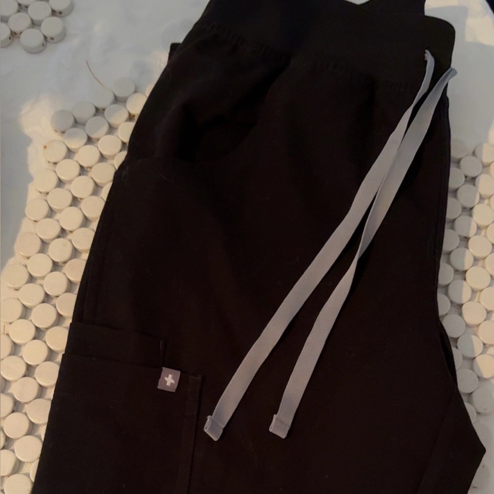 FIGS XS Kade Cargo Scrub Pants